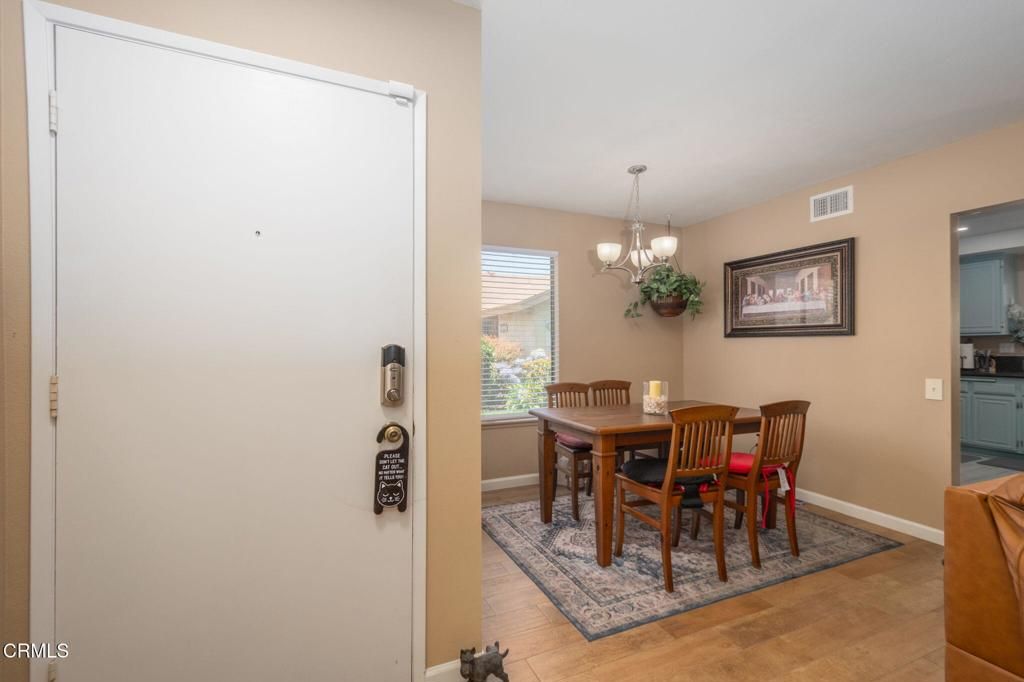 Image 7 of property listing at 32130 Village 32, Camarillo, CA 93012