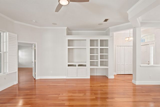 229 N Ocean Trace Rd, St Augustine, FL 32080