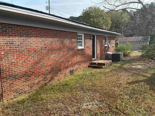 105 Mace Ct, Latta, SC 29565