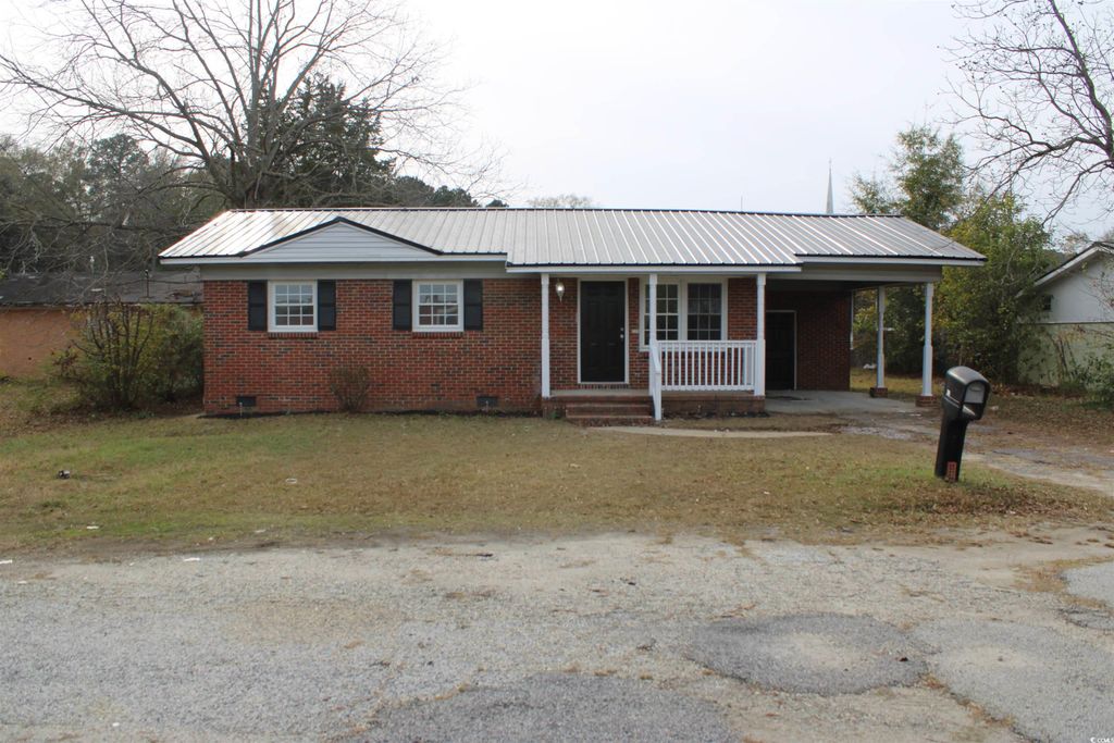105 Mace Ct, Latta, SC 29565