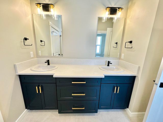 633 Terrazzo Way, Medford, OR 97501