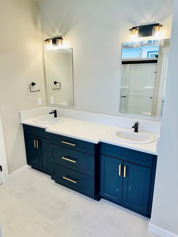 633 Terrazzo Way, Medford, OR 97501