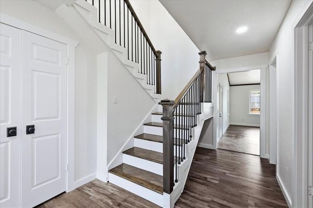 6104 W Gun Hill Way, Oklahoma City, OK 73132