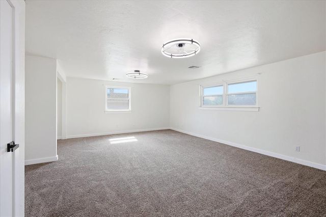6104 W Gun Hill Way, Oklahoma City, OK 73132