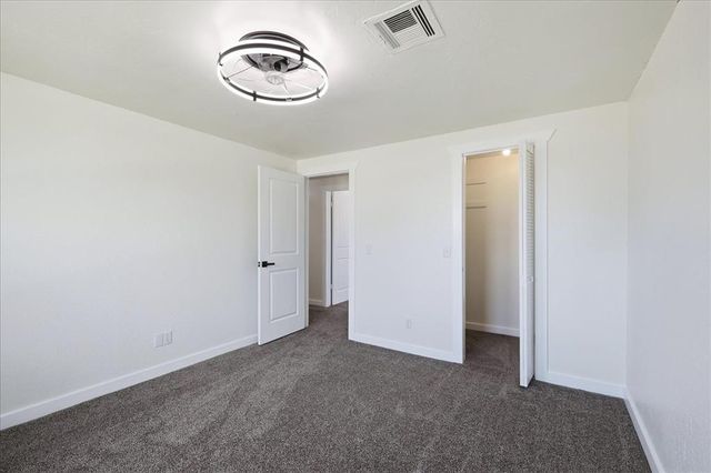 6104 W Gun Hill Way, Oklahoma City, OK 73132