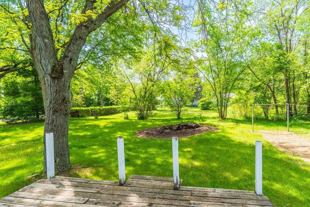 325 E CHESTER STREET, Plainfield, WI 54966