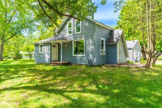 325 E CHESTER STREET, Plainfield, WI 54966