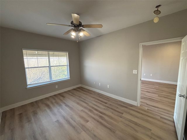 3102 Kings Road 1301, Dallas, TX 75219