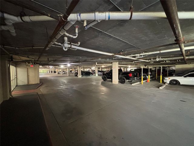 3102 Kings Road 1301, Dallas, TX 75219