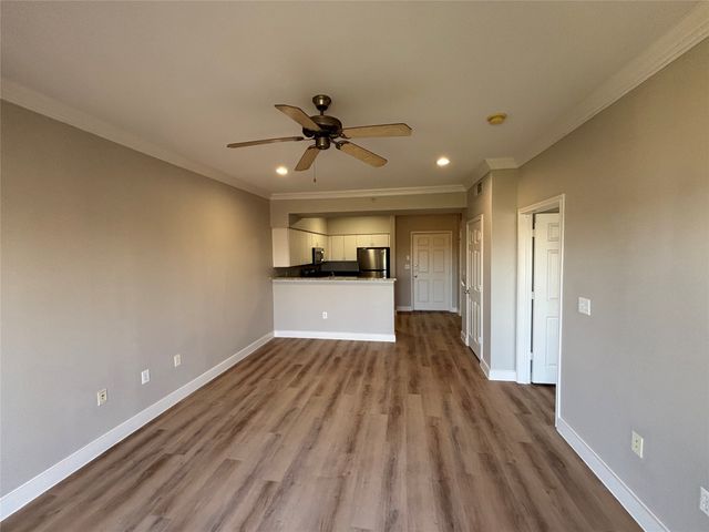 3102 Kings Road 1301, Dallas, TX 75219