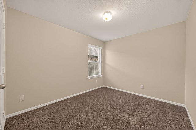 2822 Canadian Goose Lane, Baytown, TX 77521
