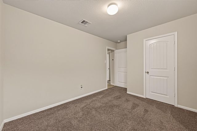 2822 Canadian Goose Lane, Baytown, TX 77521