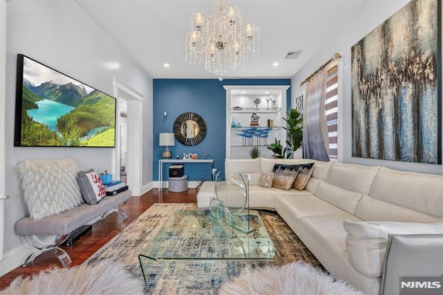 3 Prospect Avenue, Cliffside Park, NJ 07010