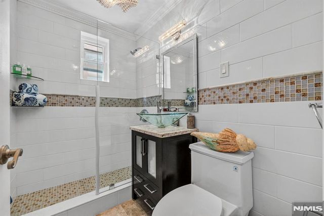 3 Prospect Avenue, Cliffside Park, NJ 07010