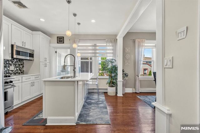 3 Prospect Avenue, Cliffside Park, NJ 07010