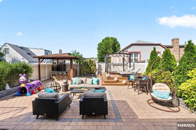 3 Prospect Avenue, Cliffside Park, NJ 07010