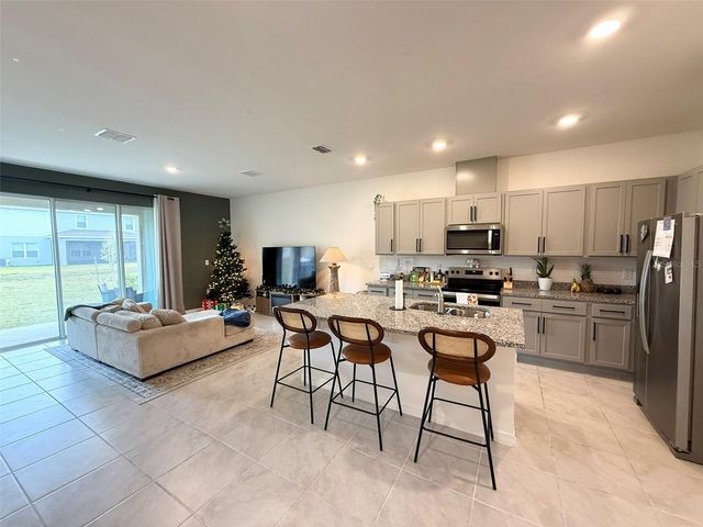 641 PRESTON COVE DRIVE, St Cloud, FL 34771