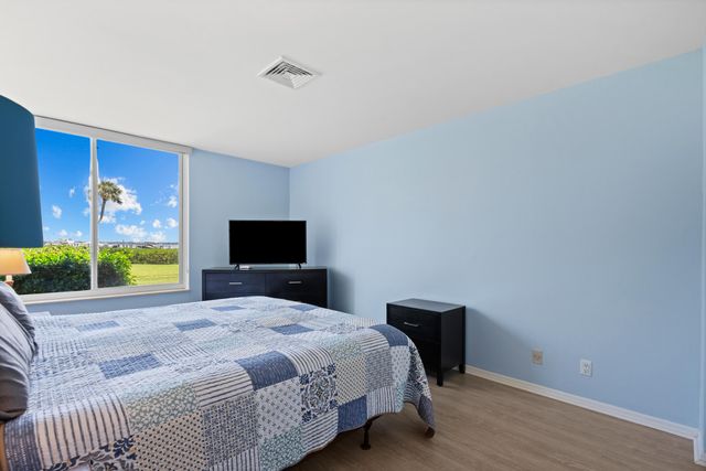 2370 NE Ocean Boulevard C-101, Stuart, FL 34996