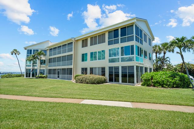 2370 NE Ocean Boulevard C-101, Stuart, FL 34996
