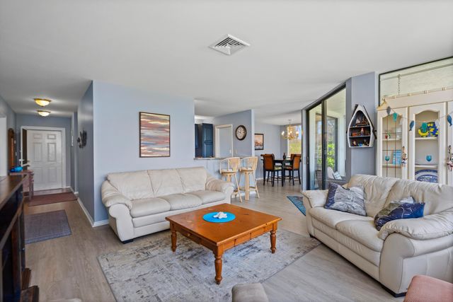 2370 NE Ocean Boulevard C-101, Stuart, FL 34996