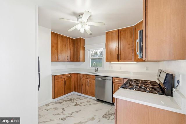 1923 LEWIS AVE, Rockville, MD 20851