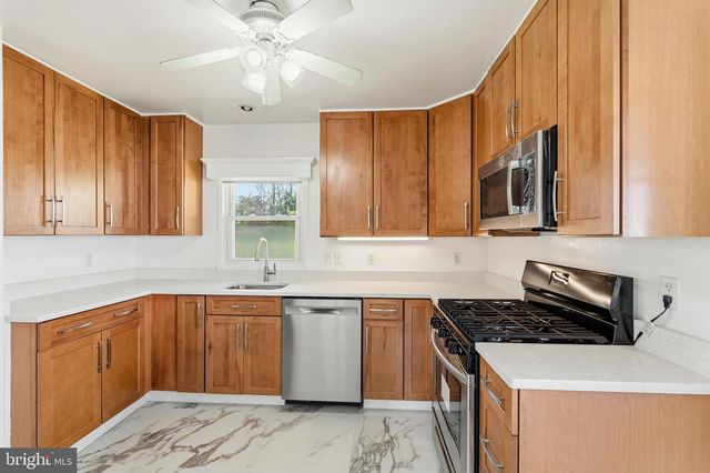 1923 LEWIS AVE, Rockville, MD 20851
