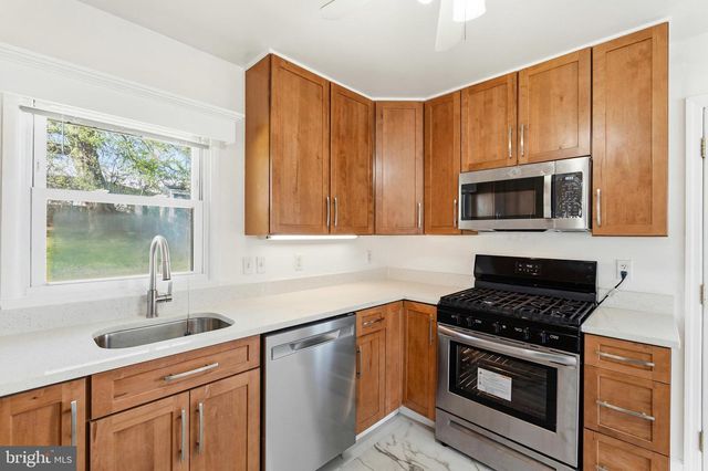 1923 LEWIS AVE, Rockville, MD 20851