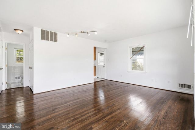 1923 LEWIS AVE, Rockville, MD 20851