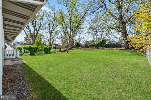1923 LEWIS AVE, Rockville, MD 20851