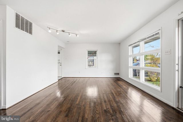 1923 LEWIS AVE, Rockville, MD 20851