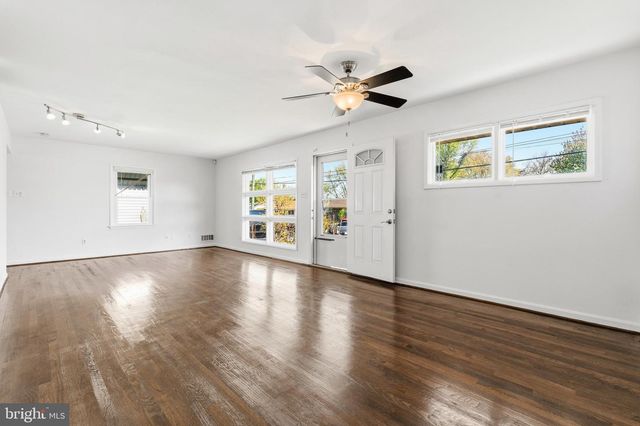 1923 LEWIS AVE, Rockville, MD 20851
