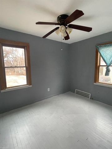 16173 Forest Avenue, Eastpointe, MI 48021