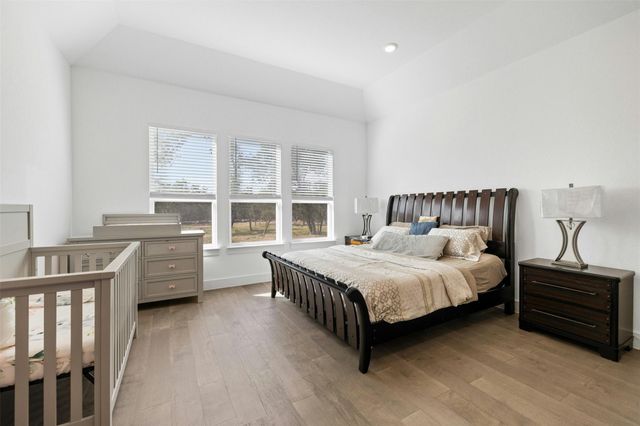 172 Shady Hill LOOP, Liberty Hill, TX 78642