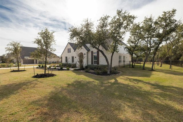 172 Shady Hill LOOP, Liberty Hill, TX 78642