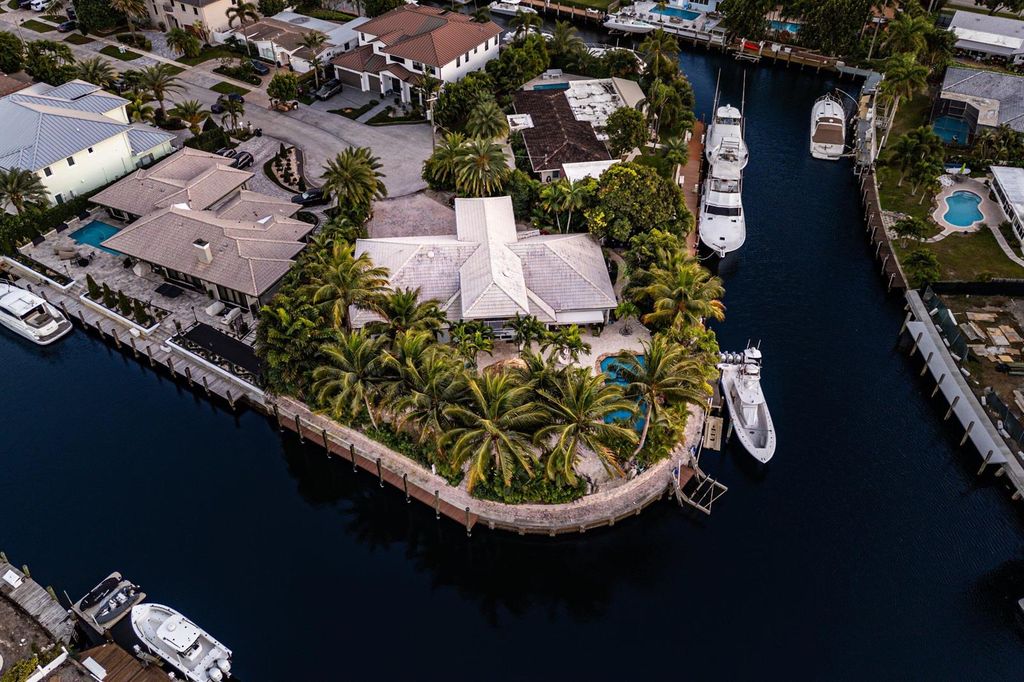 2311 NE 47th Street, Lighthouse Point, FL 33064