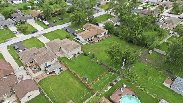 11942 S Lawler Avenue, Alsip, IL 60803