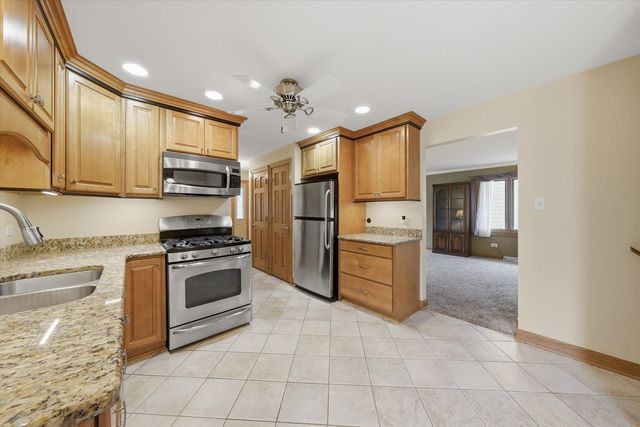 11942 S Lawler Avenue, Alsip, IL 60803