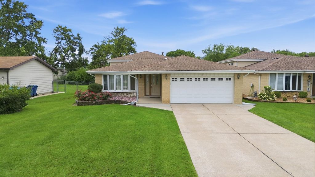 11942 S Lawler Avenue, Alsip, IL 60803