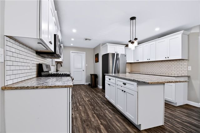 3901 Fernwald Drive, Beavercreek, OH 45440