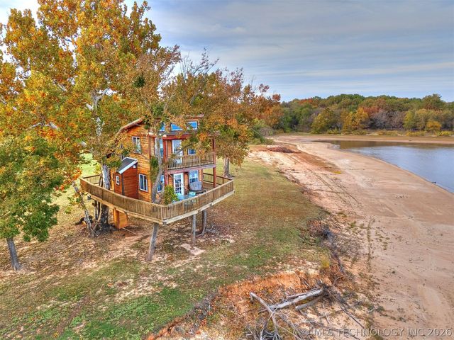 414498 E 1170 Road, Eufaula, OK 74432