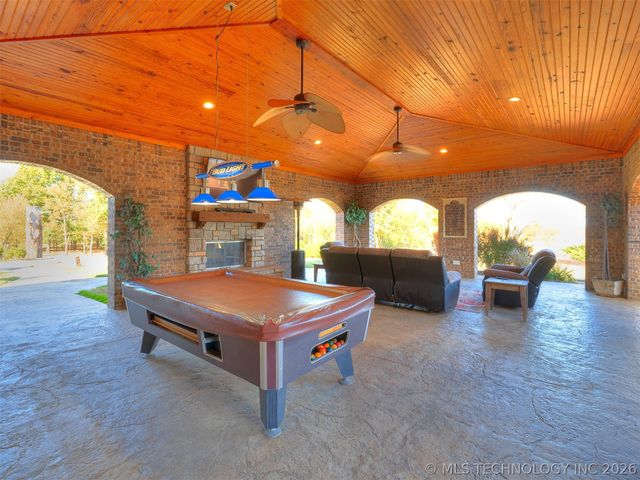 414498 E 1170 Road, Eufaula, OK 74432