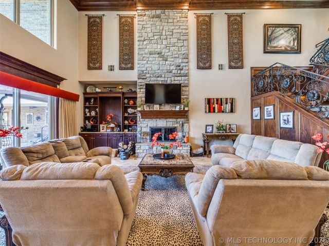 414498 E 1170 Road, Eufaula, OK 74432