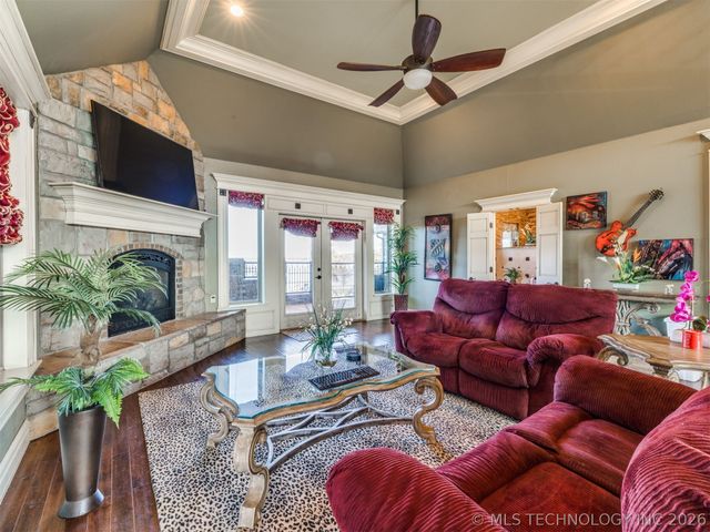 414498 E 1170 Road, Eufaula, OK 74432