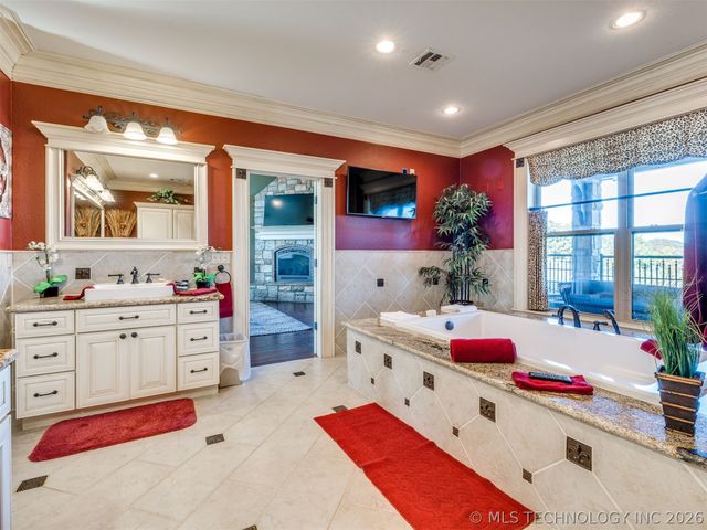 414498 E 1170 Road, Eufaula, OK 74432