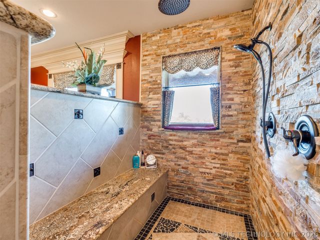 414498 E 1170 Road, Eufaula, OK 74432