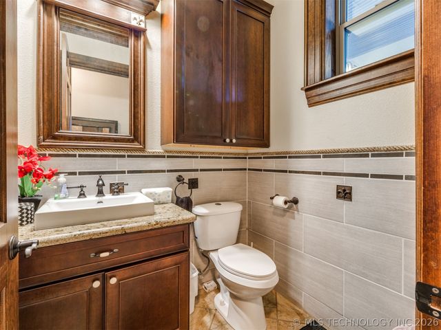 414498 E 1170 Road, Eufaula, OK 74432