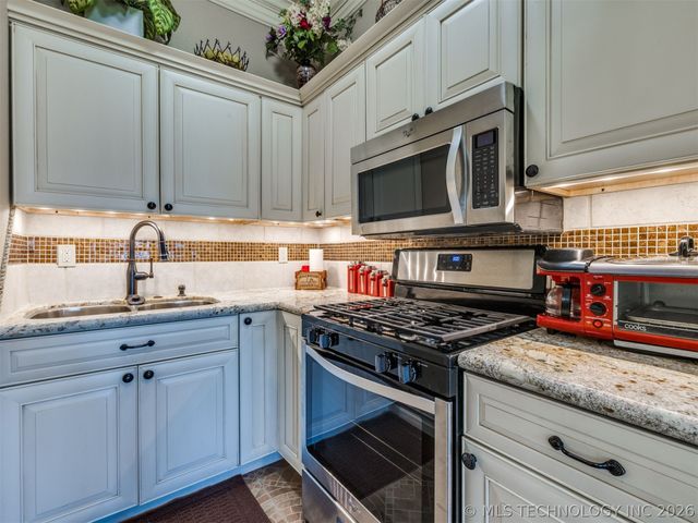 414498 E 1170 Road, Eufaula, OK 74432