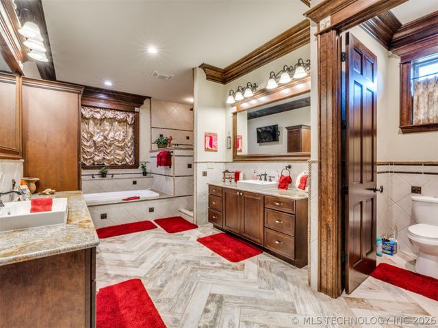 414498 E 1170 Road, Eufaula, OK 74432