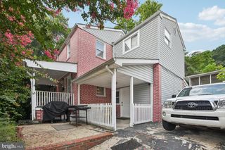 3705 S FOUR MILE RUN DR S, Arlington, VA 22206