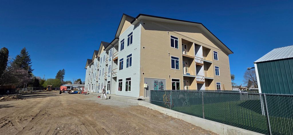 11802 E Main Ave, Spokane Valley, WA 99206 photo 4